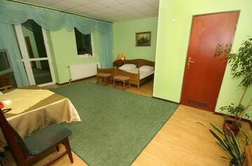 Фото номера Двухместный номер с 1 кроватью Отель Hotel Baltazar г. Пултуск 3